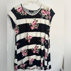 Black and white pink floral short sleeve dress